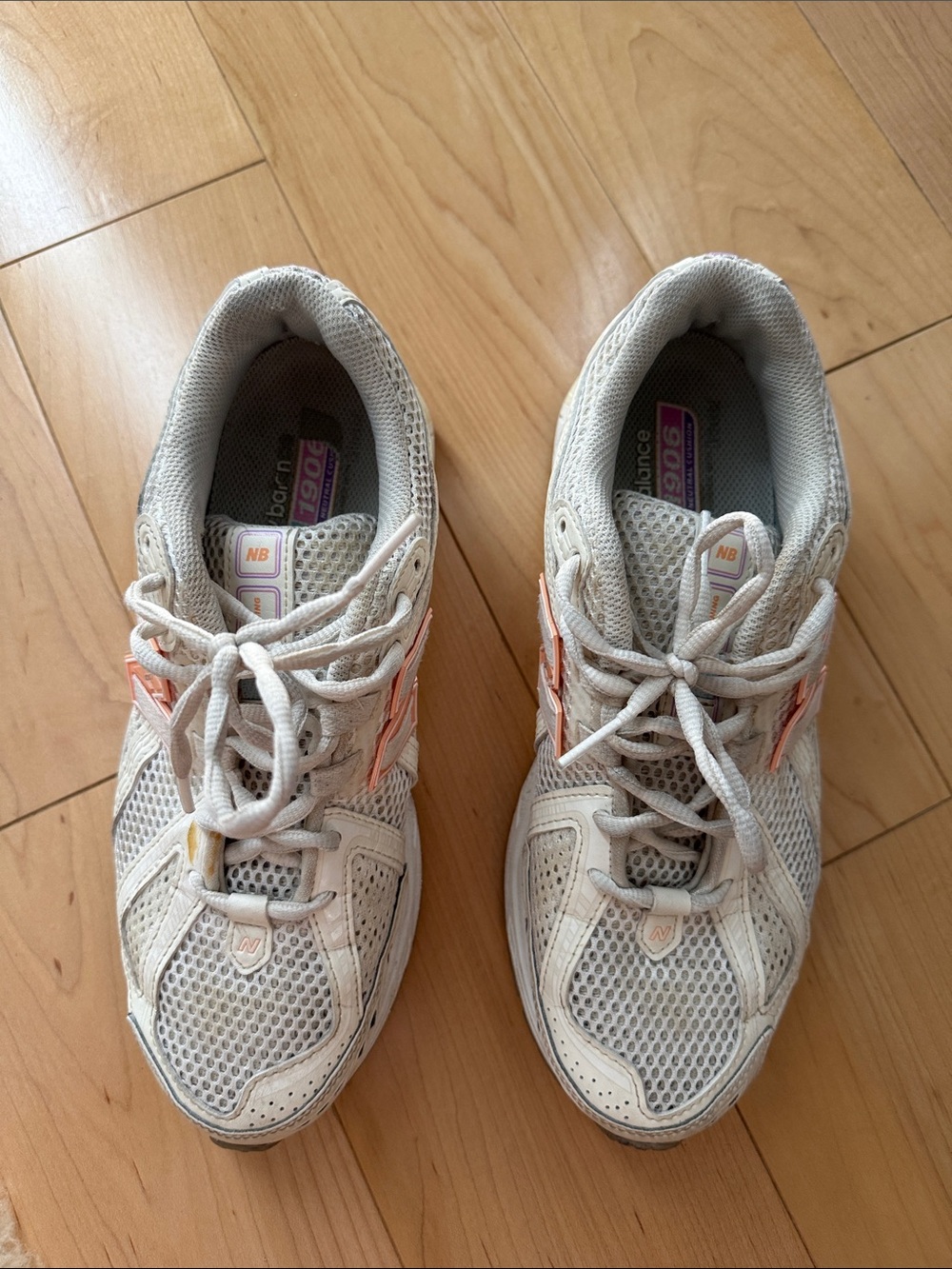 New Balance Women's White Sneakers with Pink Accents - Picture 4 of 6